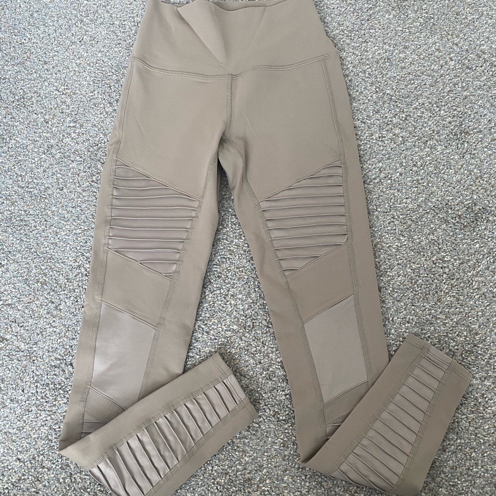 ALO Yoga Tan Leggings
